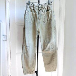 Zara Women's Sage Green Wide Leg Paperbag Barrel Ankle Jean Size S / 6